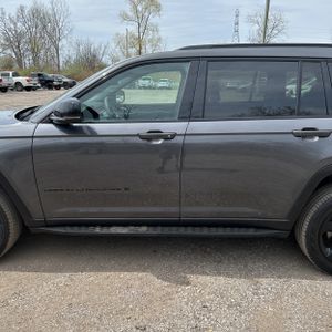 JEEP GRAND CHEROKEE L - 4