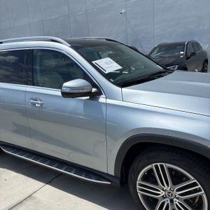 2023 Mercedes-BENZ GLS — фото 10