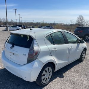 TOYOTA PRIUS C - 8