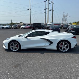 صورة 3 لـ 2021 Chevrolet CORVETTE STINGRAY