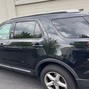 FORD EXPLORER XLT - 6