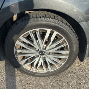 2020 KIA CADENZA TECHNOLOGY thumbnail 18
