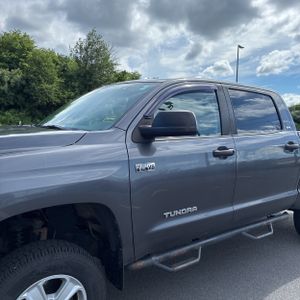 2019 Toyota TUNDRA SR5 — фото 2