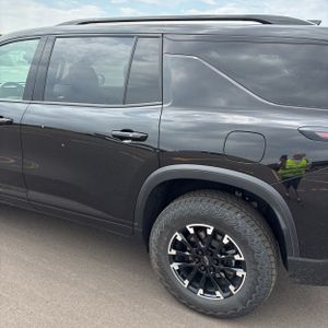2025 Chevrolet TRAVERSE Z71 照片 6