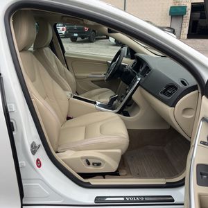2014 Volvo S60 T5 PREMIER — миниатюра 33