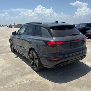 صورة 5 لـ 2025 AUDI SQ6 E-TRON PRESTIGE