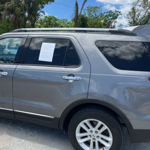 FORD EXPLORER XLT - 6