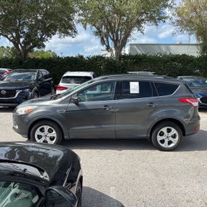 FORD ESCAPE SE - 3