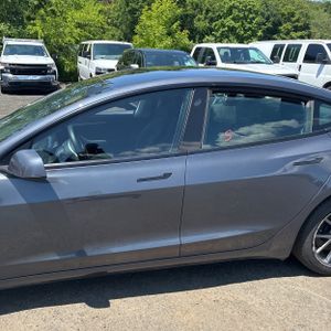 صورة 4 لـ 2023 Tesla MODEL 3 BASE