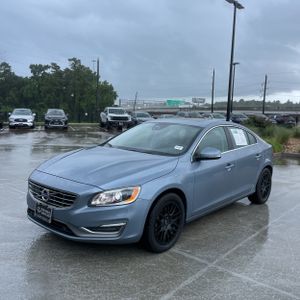 2017 Volvo S60 INSCRIPTION T5 PLATINUM — фото 1