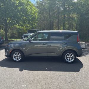 KIA SOUL LX - 3