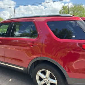 FORD EXPLORER XLT - 5