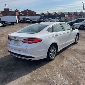 FORD FUSION ENERGI SE LUXURY - 8