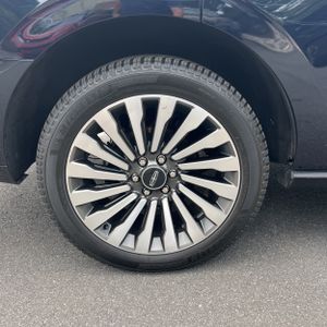 صورة مصغرة 19 لـ 2021 Lincoln NAVIGATOR RESERVE