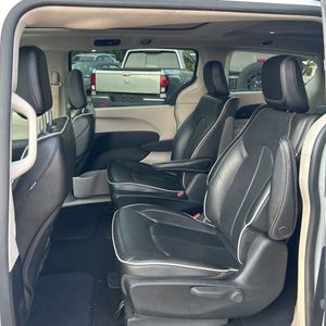 صورة 21 لـ 2022 Chrysler PACIFICA LIMITED