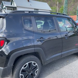 JEEP RENEGADE TRAILHAWK - 9