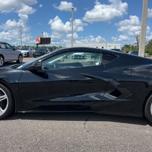 CHEVROLET CORVETTE STINGRAY - 4