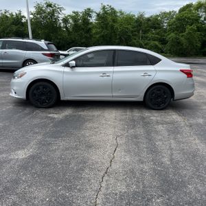 NISSAN SENTRA S - 3