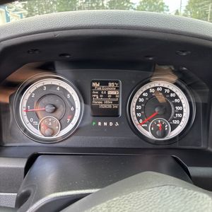 صورة 37 لـ 2014 RAM 1500 TRADESMAN