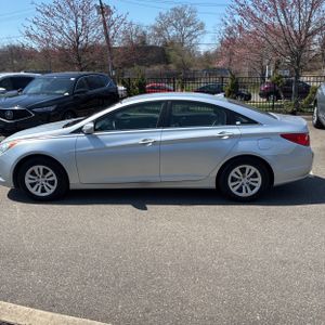 HYUNDAI SONATA GLS - 3