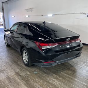 HYUNDAI ELANTRA SE - 5