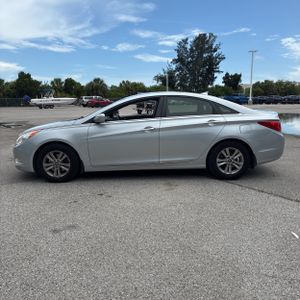 صورة 3 لـ 2013 Hyundai SONATA GLS