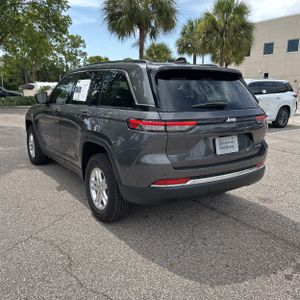 2023 JEEP GRAND CHEROKEE LAREDO 照片 5