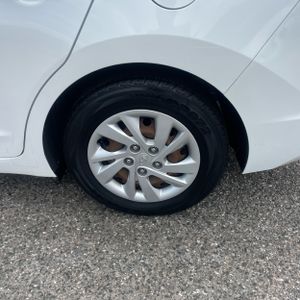 2019 Hyundai ELANTRA SE 缩略图 16