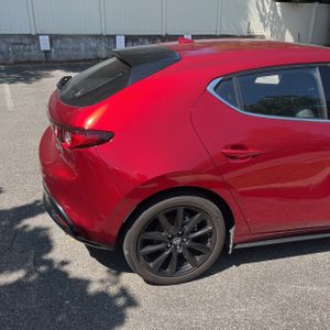 2023 Mazda MAZDA3 HATCHBACK PREMIUM — фото 9