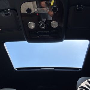 2014 Bentley FLYING SPUR BASE 缩略图 36