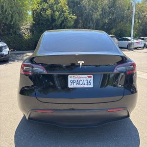 صورة 7 لـ 2024 Tesla MODEL Y LONG RANGE