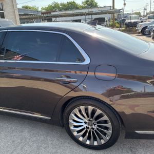 صورة 6 لـ 2017 Genesis G90 3.3T PREMIUM