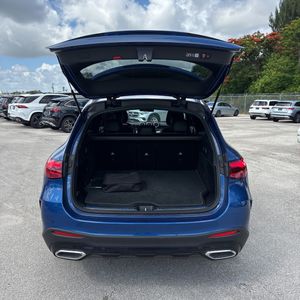 2025 Mercedes-BENZ GLC thumbnail 43