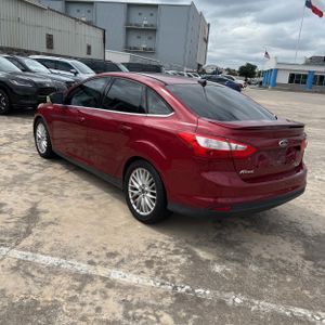 FORD FOCUS TITANIUM - 5