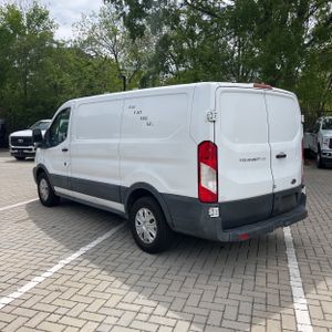 Ford Transit 150 - 5