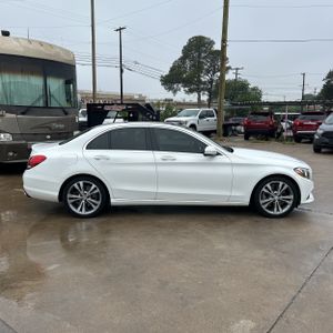 MERCEDES-BENZ C-CLASS - 10