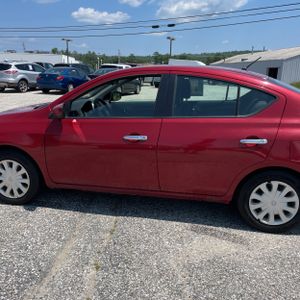 2015 Nissan VERSA S — фото 4