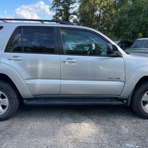 2005 Toyota 4RUNNER SR5 thumbnail 11