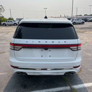 صورة 7 لـ 2025 Lincoln AVIATOR BLACK LABEL