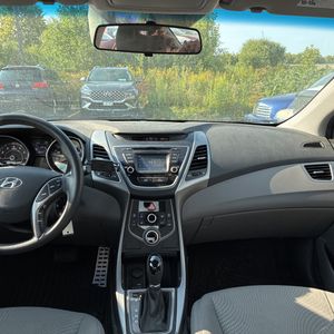 2015 Hyundai ELANTRA SE — миниатюра 36