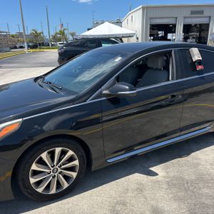 HYUNDAI SONATA SPORT - 2