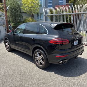 صورة 4 لـ 2016 Porsche CAYENNE S