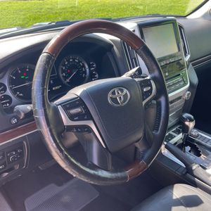 صورة 60 لـ 2017 Toyota LAND CRUISER BASE