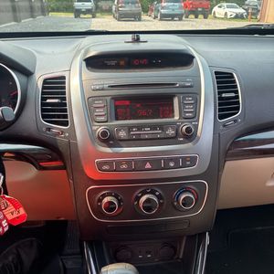 صورة مصغرة 36 لـ 2015 KIA SORENTO LX