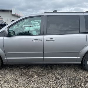 DODGE GRAND CARAVAN SXT - 4
