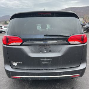 CHRYSLER PACIFICA TOURING L - 7