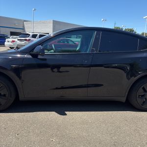 صورة 4 لـ 2024 Tesla MODEL Y LONG RANGE