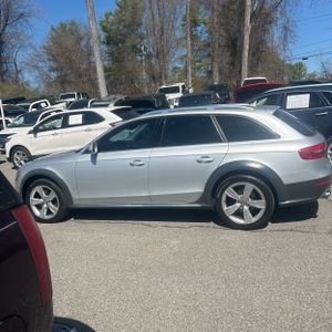 AUDI ALLROAD 2.0T PREMIUM - 3