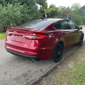 FORD FUSION SE - 8