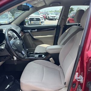 2015 KIA SORENTO LX thumbnail 32
